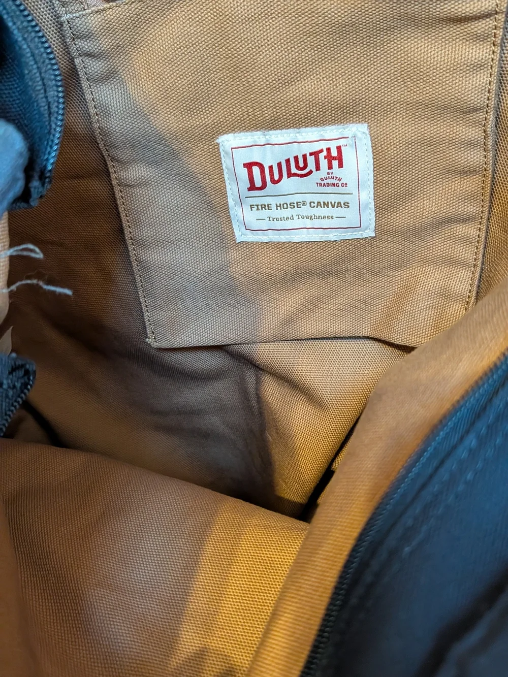 Duluth Trading Co Canvas Tote — Caramel Interior, Black Exterior